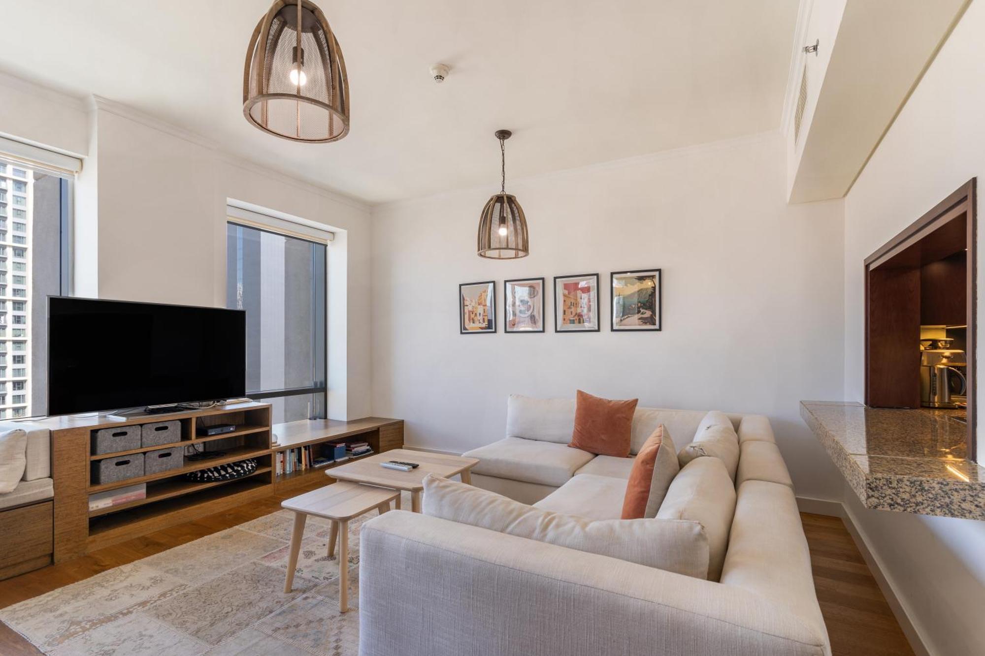 Chic 2Br Apartment, Prime Location Near Dubai Mall - Allsopp&Allsopp Eksteriør billede